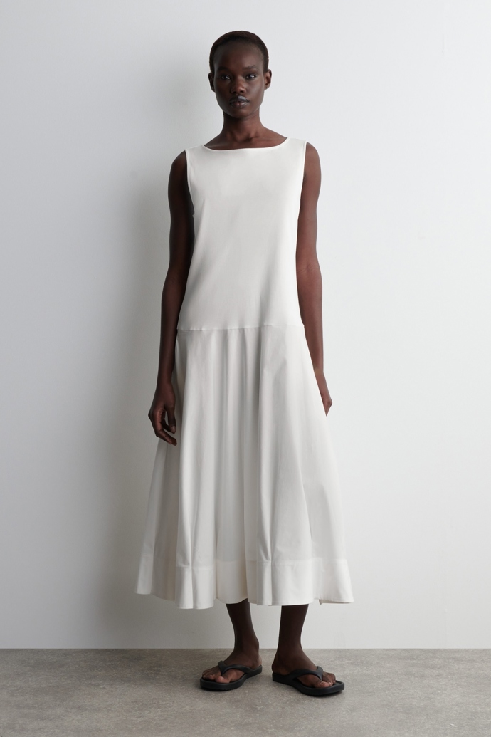 Cos, 99 eur
Cos, 99 eur