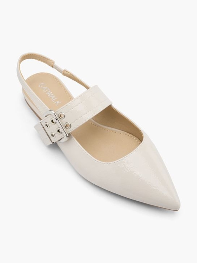 Deichmann 849 Kč
Deichmann 849 Kč