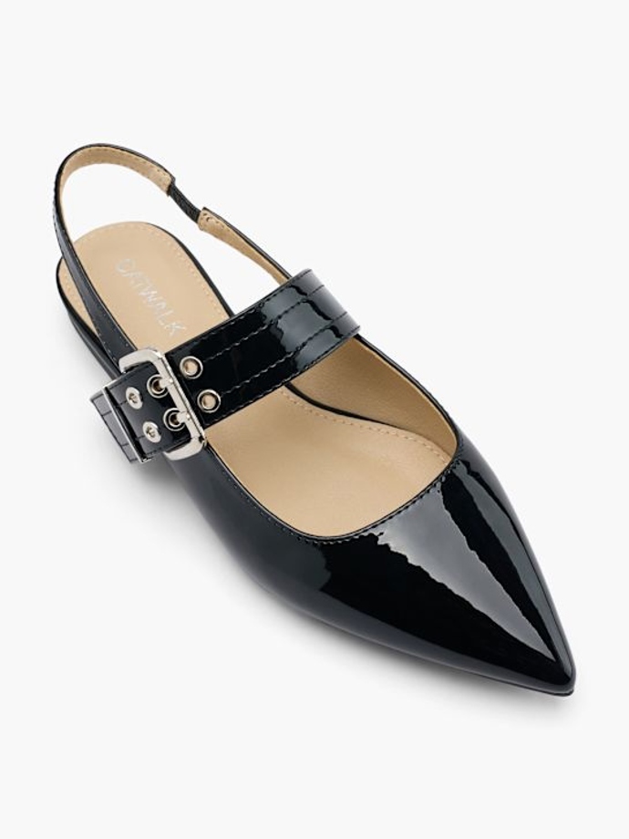 Deichmann 849 Kč
Deichmann 849 Kč