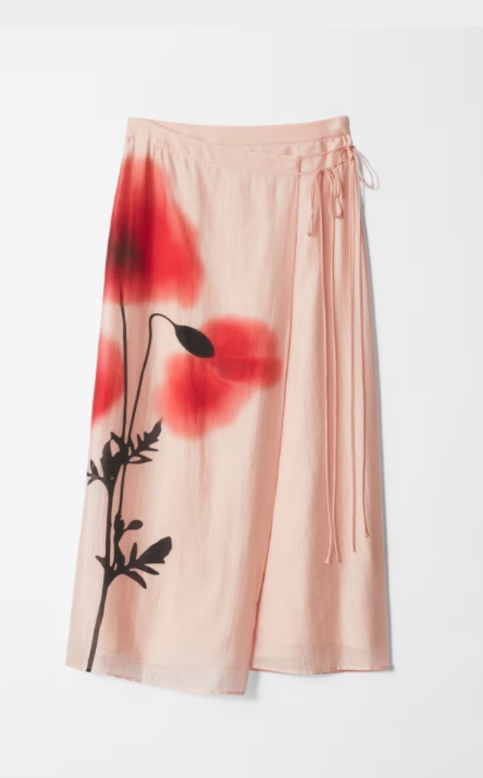 Maxi sukně s celopotiskem, H&M, 2 790 Kč
