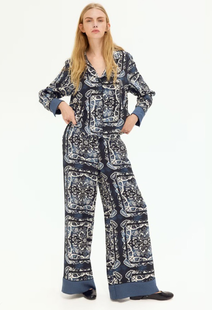 Vzorované etno kalhoty, H&M, 599 Kč
