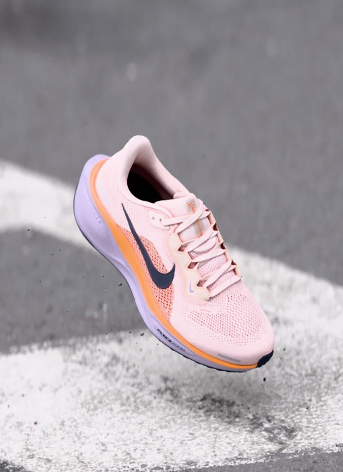Sportovní tenisky na běh, Nike Performance, 3 360 Kč
