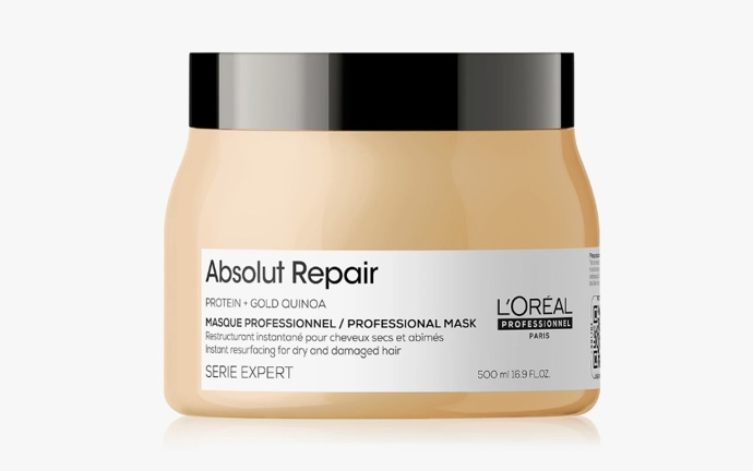 Hloubkově regenerační maska pro suché a poškozené vlasy, L’Oréal Professionnel, 745 Kč

 
