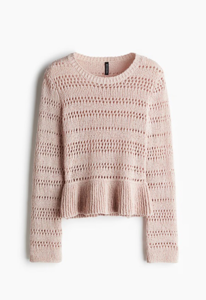 Svetr z ažurového úpletu s dolním volánem, H&M, 719 Kč
