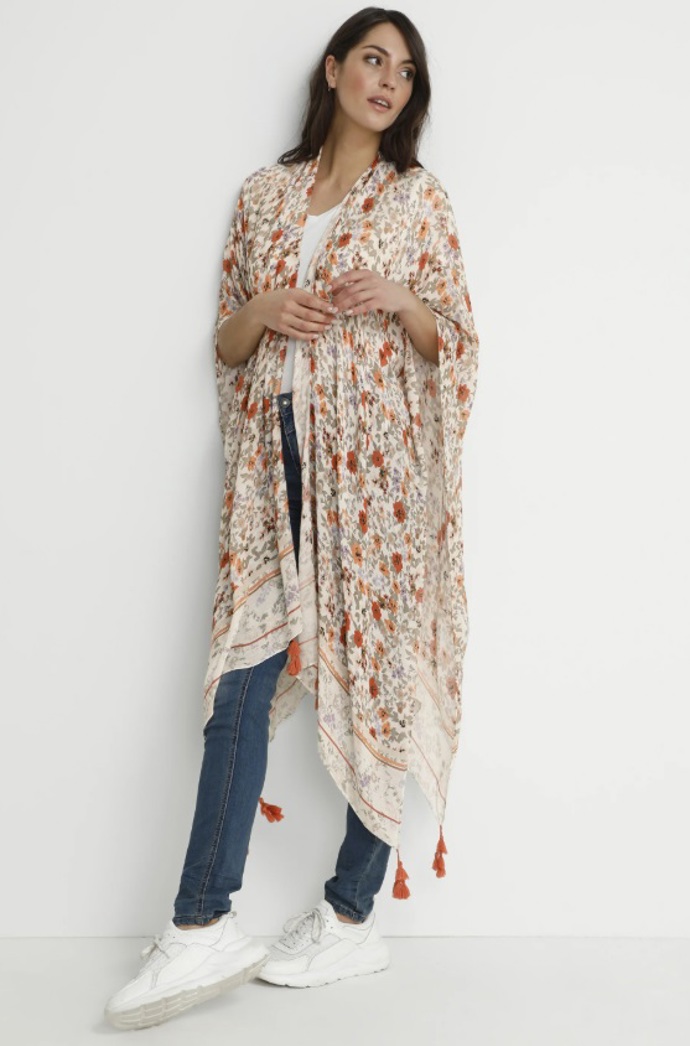 Boho chic pončo, Cream, 970 Kč
