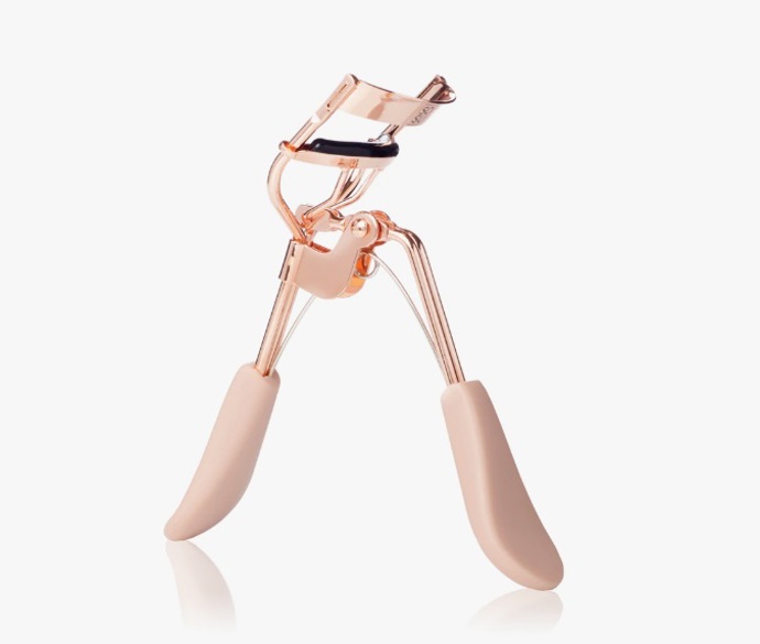 Kleštičky na řasy, SOSU Cosmetics, 178 Kč
