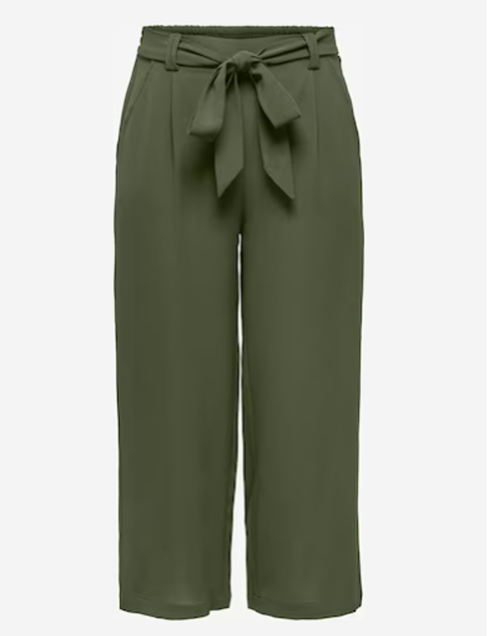Slimfit Kalhoty 680 Kč
Slimfit Kalhoty 680 Kč