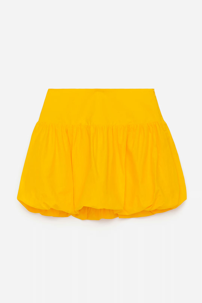 ARKET, 1900 Kč, hm.com
ARKET, 1900 Kč, hm.com