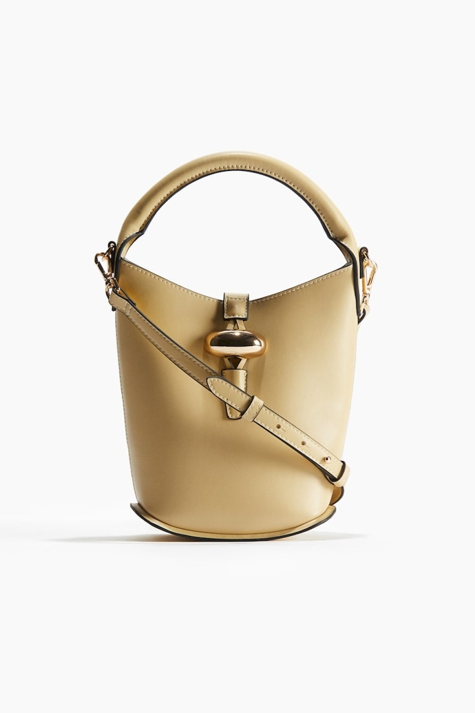 H&M 599 Kč
H&M 599 Kč