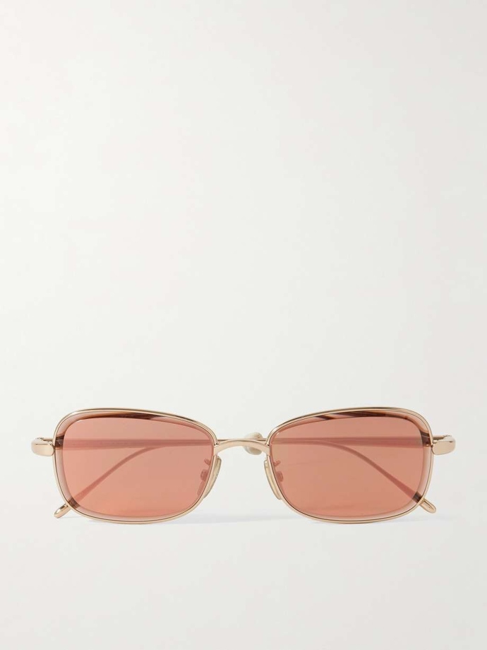 Loewe, 370 eur
Loewe, 370 eur
