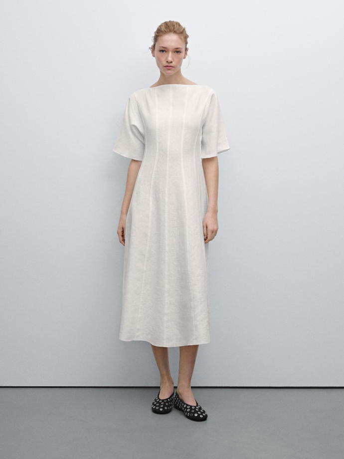 Massimo Dutti, 2499 Kč
Massimo Dutti, 2499 Kč