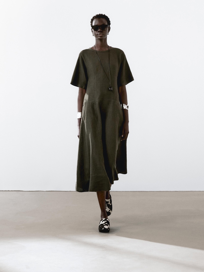 Massimo Dutti, 2999 Kč
Massimo Dutti, 2999 Kč