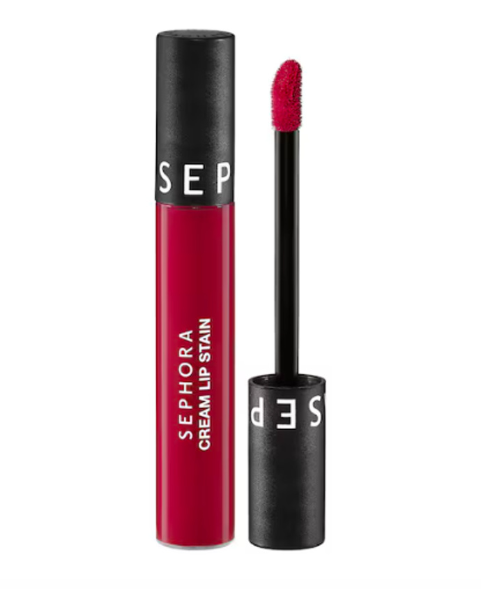 Matná tekutá rtěnka Cream Lip Stain, odstín 01 Always Red, Sephora Collection, 345 Kč
