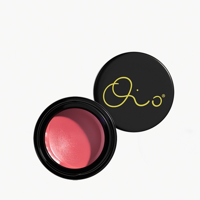 Melting Blush Future Glow Balm, Oio Lab, 1300 Kč
