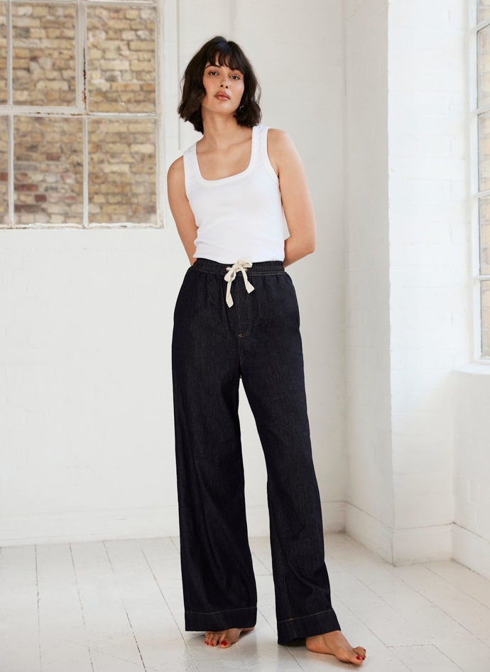 Mint Velvet, 3950 Kč
