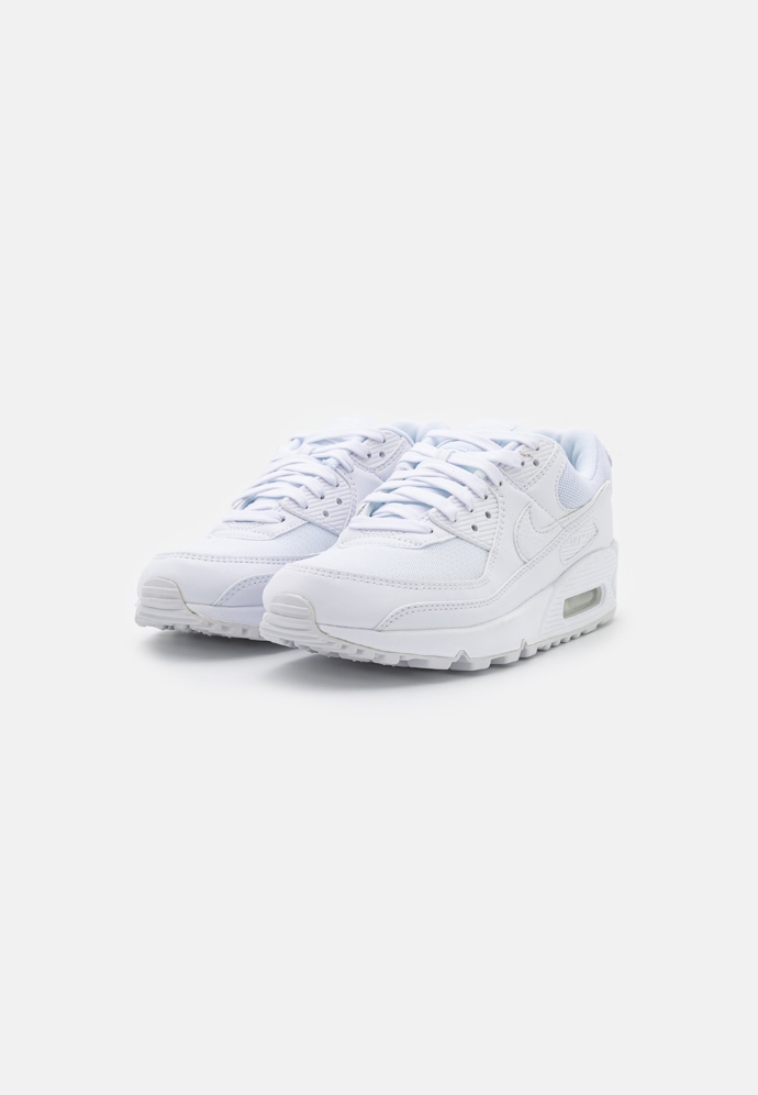 Nike 3800 Kč
Nike 3800 Kč