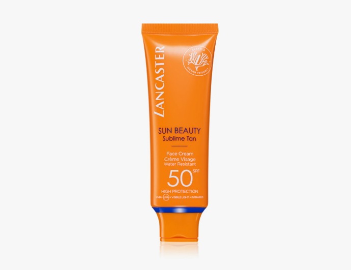 Opalovací krém na obličej SPF 50, Lancaster, 505 Kč
