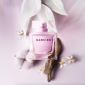 Parfém Narciso Radiante s vůní broskve, bergamotu, pižma a vanilky, Narciso Rodriguez, 90 ml 3522 Kč
