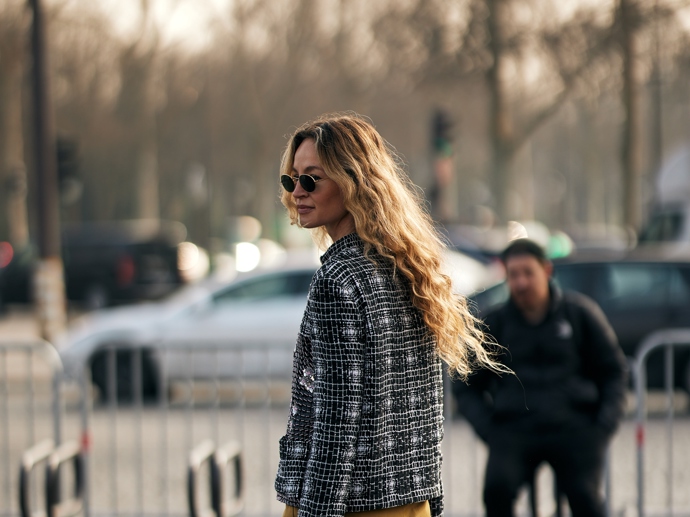 Trendy barvy na vlasy – léto 2025
Trendy barvy na vlasy – léto 2025