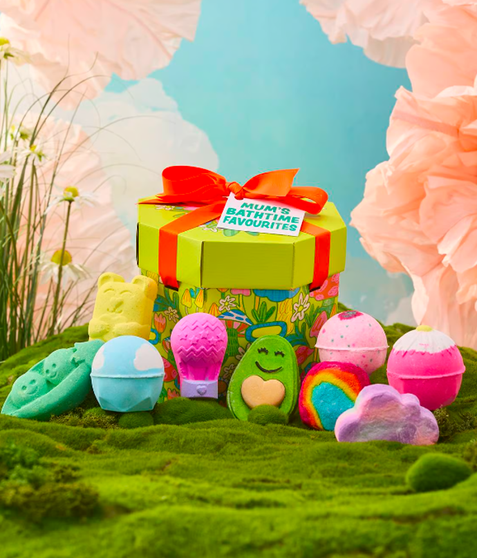 Sada do koupele Mum’s Bathtime Favourites, Lush, 1850 Kč
