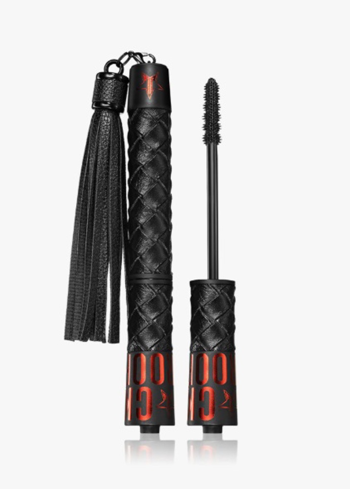 Voděodolná řasenka, Jeffree Star Cosmetics, 401 Kč
