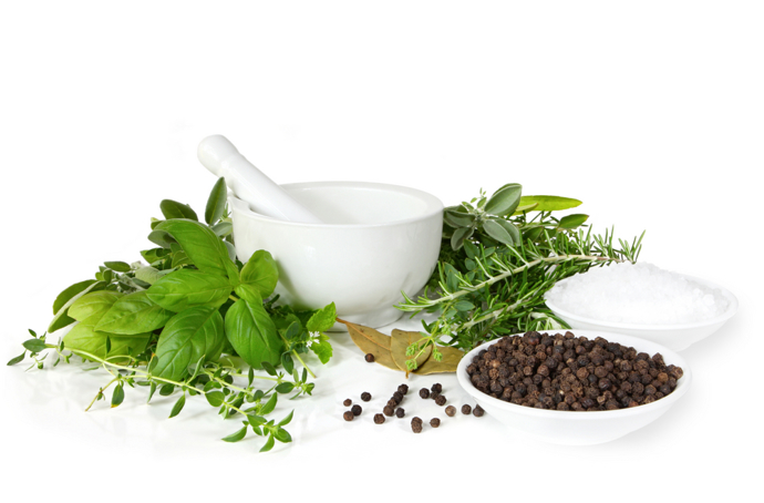 Při výrobě květinové soli doporučujeme mít nejdříve připravené všechny potřeby a ingredience, ať pak můžete v poklidu tvořit. Jestliže chcete hrubší sůl, jen ji smíchejte s ingrediencemi, dejte do vhodné nádoby a nechte odpočívat, pro jemnější konzistenci nejdříve rozdrťte v hmoždíři. Nebojte se experimentovat. Možná vyrobíte úžasnou chuť, která by vás normálně nenapadla. 
