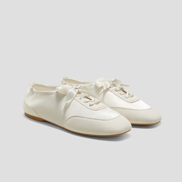 Sneakeriny, Vivaia, 170 eur
