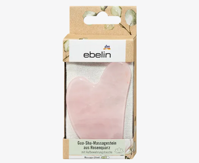 ebelin masážní kámen Gua-Sha z růženínu poskytuje nejen relaxační a revitalizační masáž namáhané pokožky obličeje, ale je také ideální pro masáž s pečujícími přípravky. Speciální tvar kamene nabízí vhodný masážní povrch pro každou část obličeje. 199 Kč
