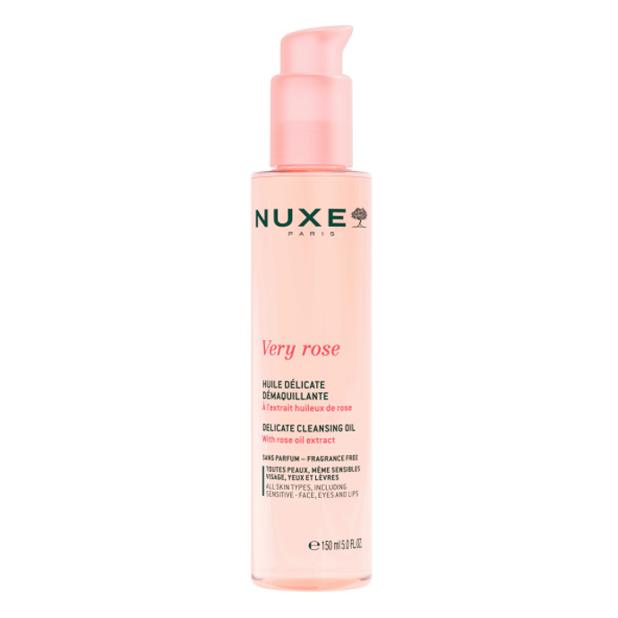 Nuxe Very Rose Jemný čistící pleťový olej je jeden z nejoblíbenějších formátů pro ultra účinné, ale zároveň jemné odlíčení pleti. Navíc chrání před vysušujícími účinky vody z kohoutku (vodní kámen). Zjemňující rituál čištění pleti s obsahem hydratujících extraktů z růžových květů a růžového oleje, který šetrně odstraňuje make-up, i voděodolný, zjemňuje a zklidňuje všechny typy pleti včetně citlivé. 680 Kč
