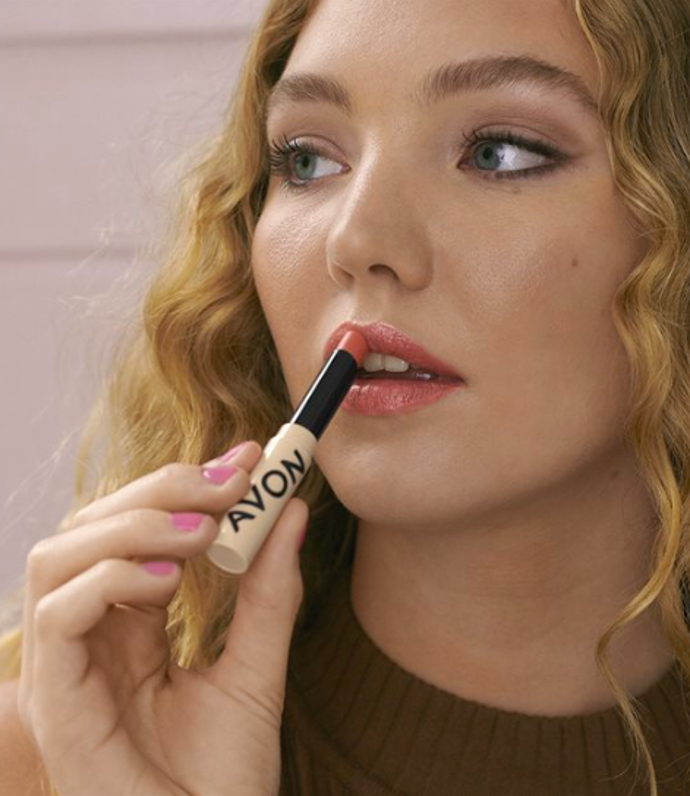Tónovací balzám na rty, Avon, 139 Kč
Tónovací balzám na rty, Avon, 139 Kč