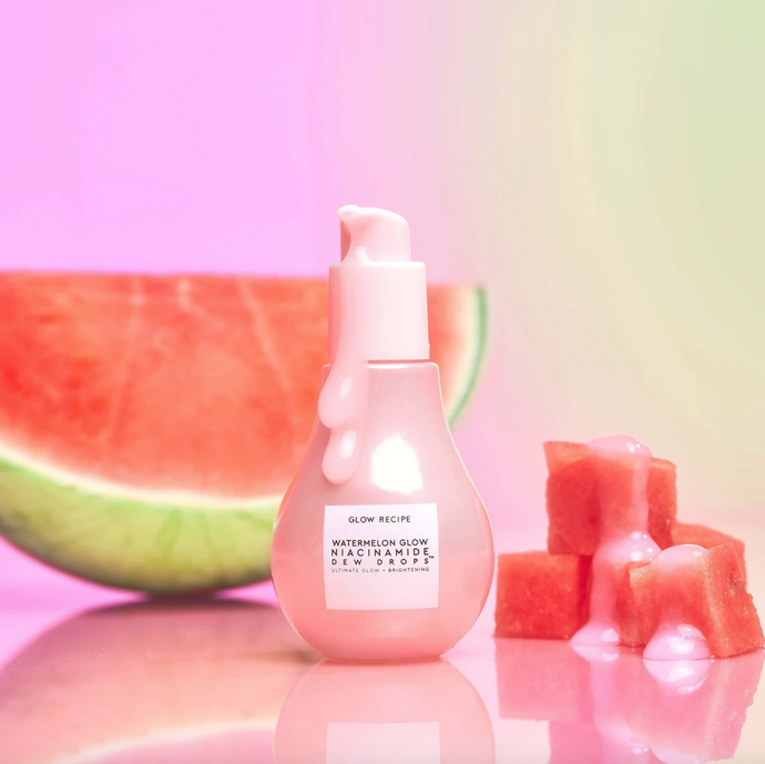 GLOW RECIPE  Watermelon Glow Dew Drops – Osvěžující sérum s niacinamidem. 560 Kč
