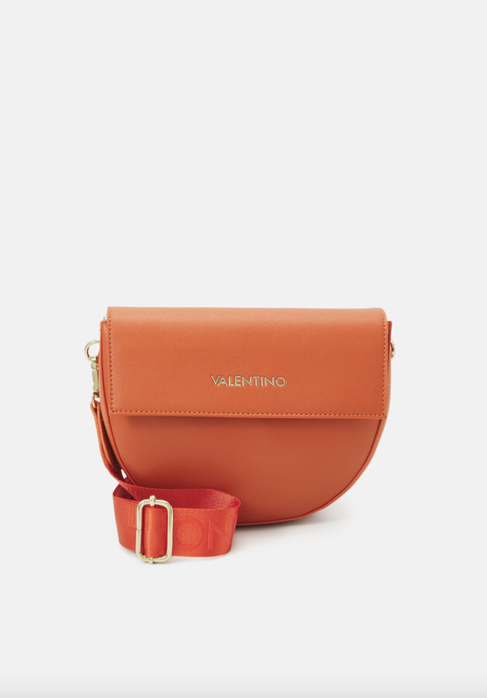 crossbody kabelka, Valentino Bags / Zalando, 2400 Kč
crossbody kabelka, Valentino Bags / Zalando, 2400 Kč