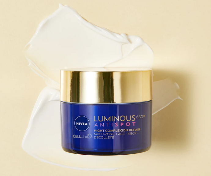 NIVEA Cellular Luminous 630 noční krém proti pigmentovým skvrnám pro svěží a odpočatou pleť každé ráno a sjednocenější a zářivější pleť den za dnem. 449 Kč
