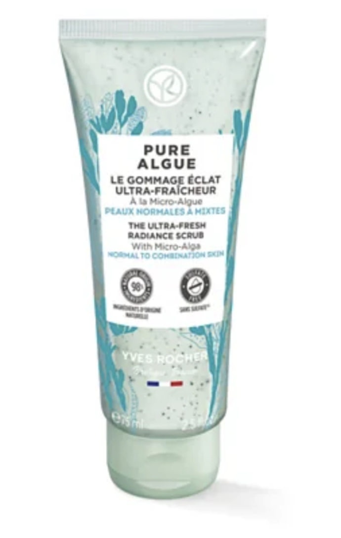 Rozjasňující peeling pro svěží pleť, Yves Rocher, 359 Kč
Rozjasňující peeling pro svěží pleť, Yves Rocher, 359 Kč
