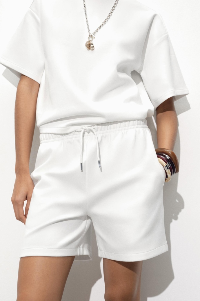 Zara, 499 Kč
Zara, 499 Kč