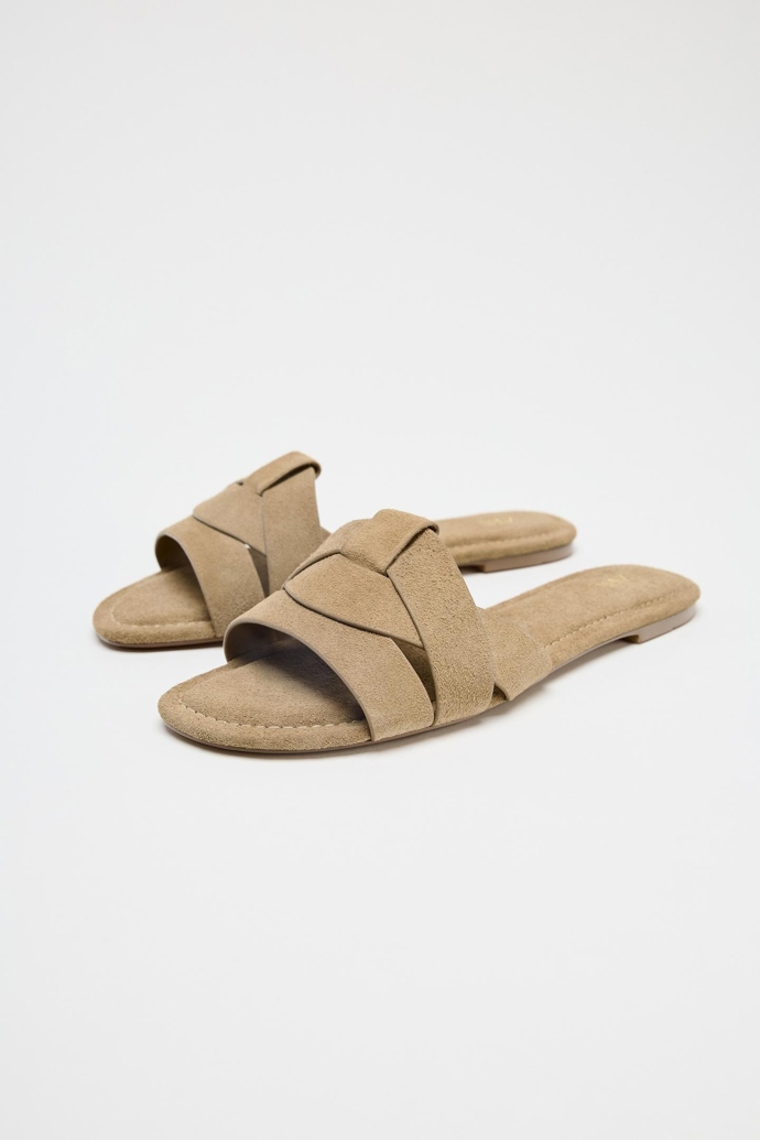 Zara, 849 Kč
Zara, 849 Kč