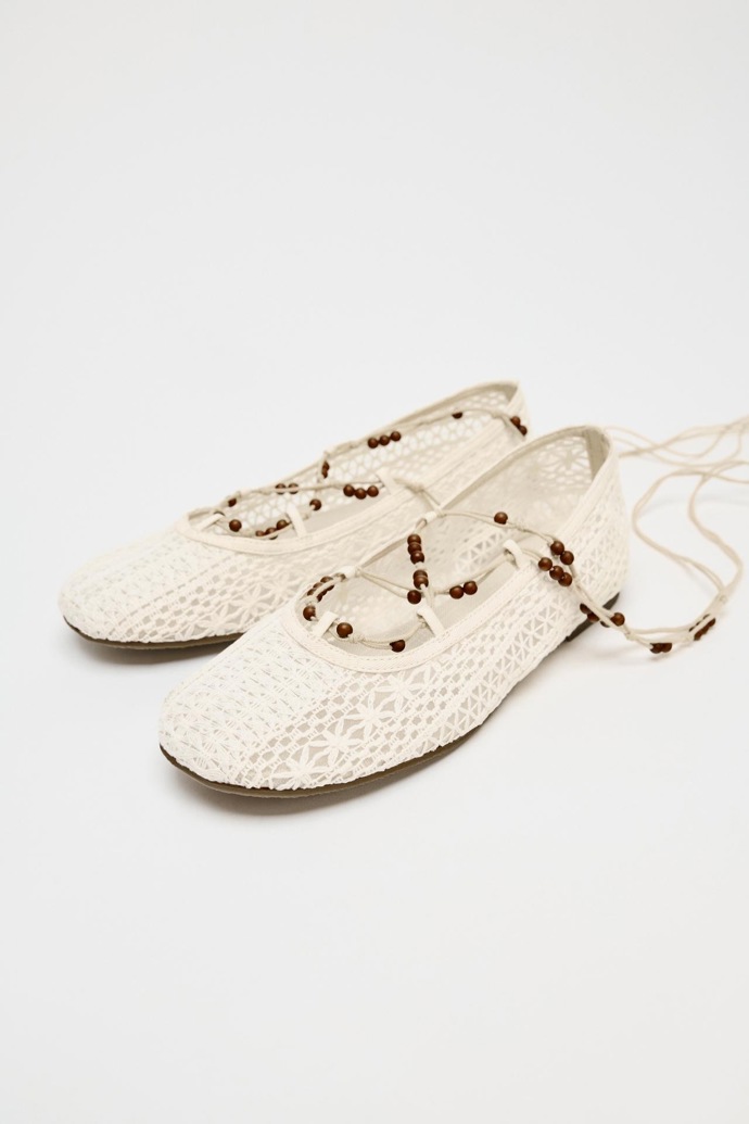 Tkané baleríny, Zara, 849 Kč
Tkané baleríny, Zara, 849 Kč