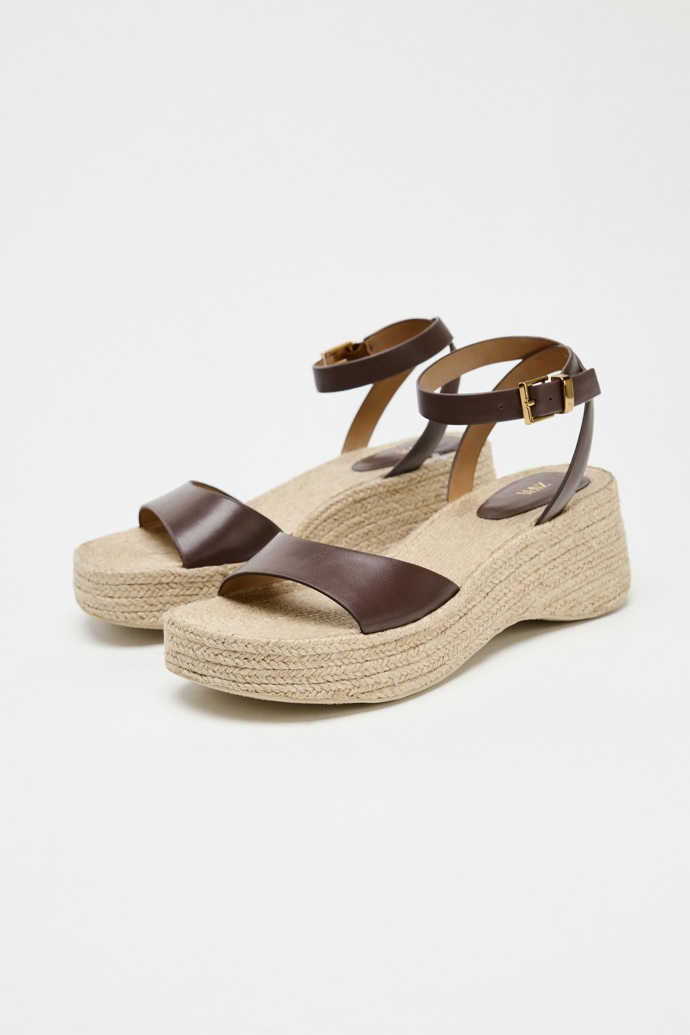Zara, 999 Kč
Zara, 999 Kč
