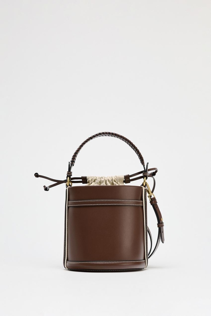 Zara 849 Kč
Zara 849 Kč