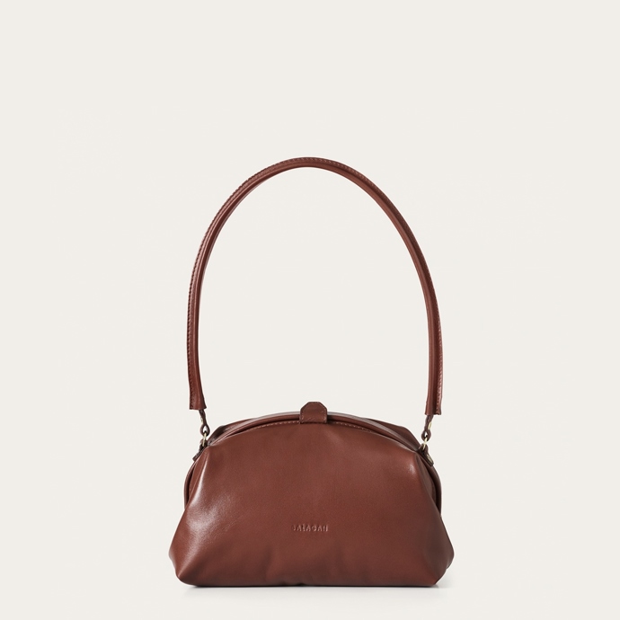 Balagan, 175 eur
Balagan, 175 eur