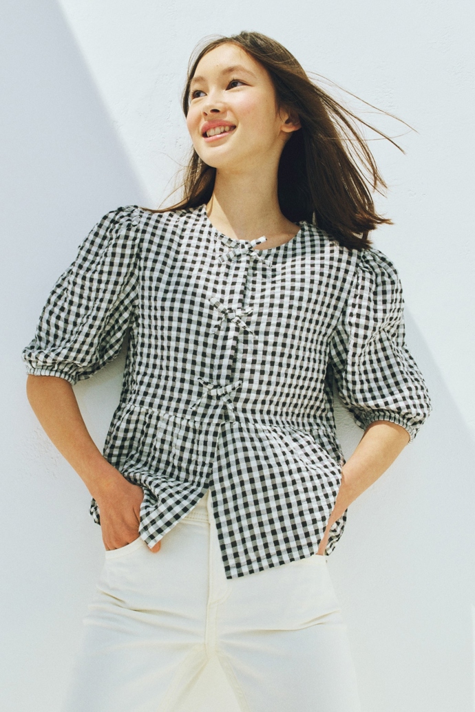 Blůza, H&M, 429 Kč
Blůza, H&M, 429 Kč