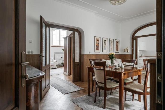 Celý hotel je designován tak, aby skutečně připomínal dobu, kdy zde zpěvák žil
Celý hotel je designován tak, aby skutečně připomínal dobu, kdy zde zpěvák žil
