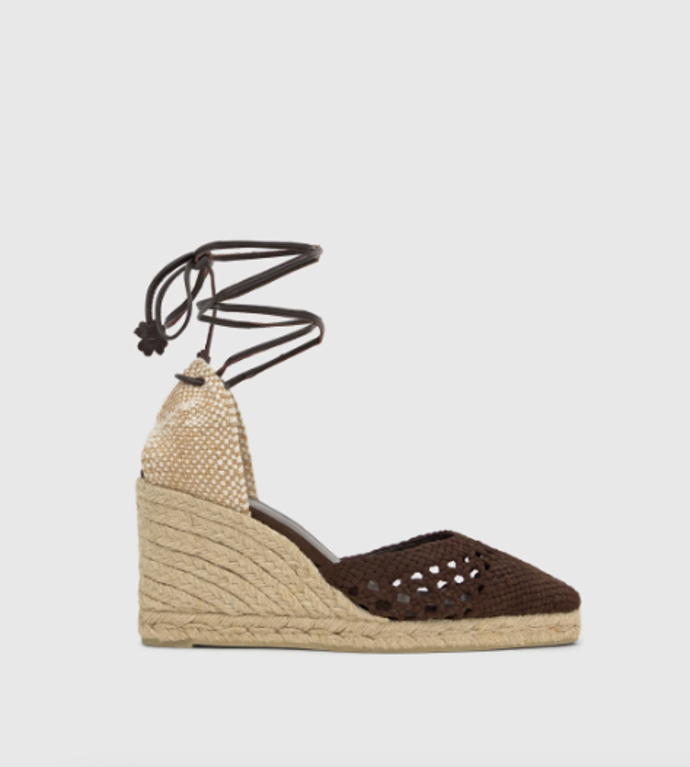 Castañer, 255 eur
Castañer, 255 eur