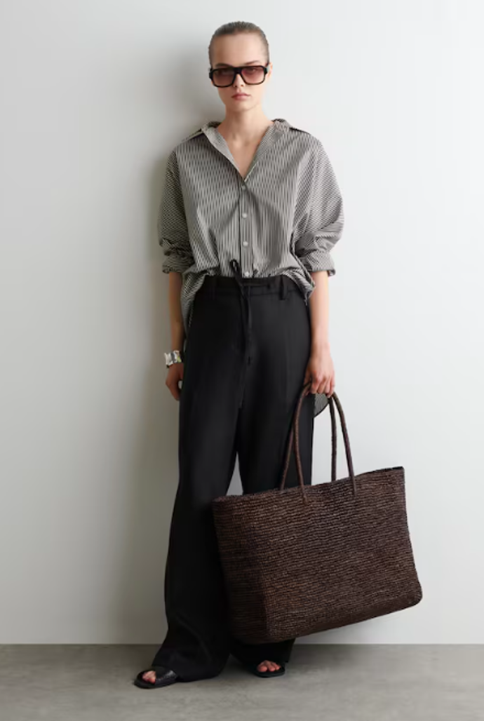 COS, 150 eur
COS, 150 eur