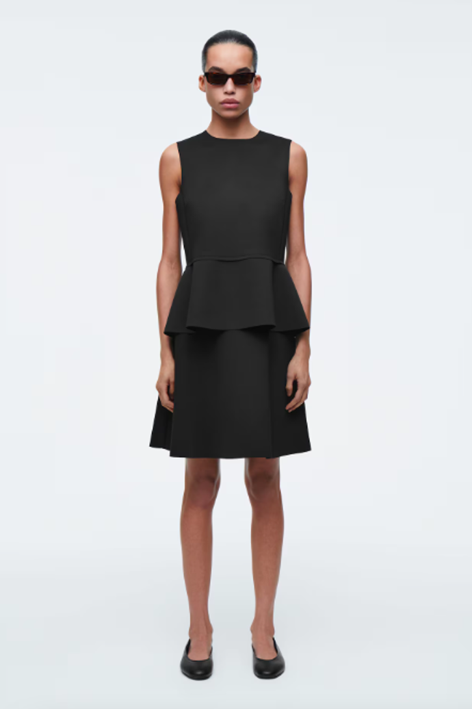 COS, 69 eur
