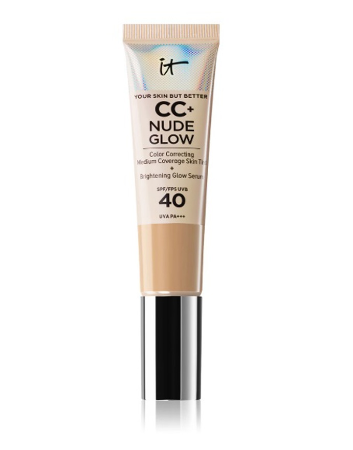 Make-up pro rozjasnění pleti SPF 40, IT Cosmetics, 1 180 Kč
