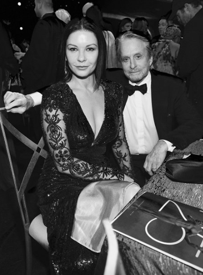 Michael se svou milovanou manželkou Cathrine-Zeta Jones
Michael se svou milovanou manželkou Cathrine-Zeta Jones