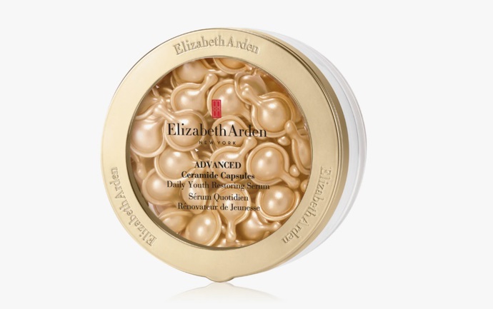 Hydratační a vyživující sérum v kapslích, Elizabeth Arden, 1 585 Kč
