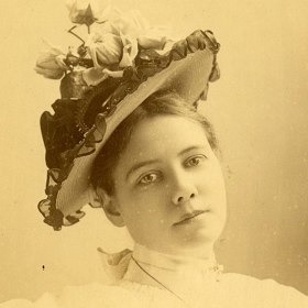 Nelly Bly
