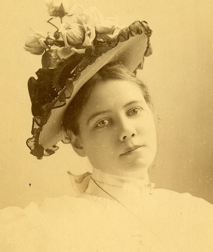 Nelly Bly
